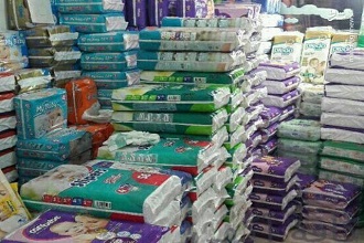 واردکنندگان پوشک دلار دولتی می‌گیرند