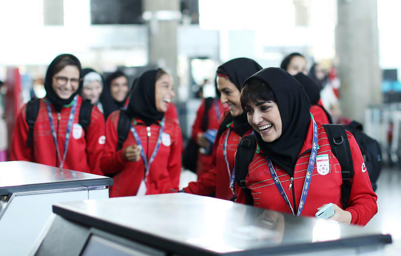 دهن کجی حوزه هنری به وزارت ارشاد ؛ تشخیص خانوادگی بودن یا نبودن فیلمها ! دهن کجی حوزه هنری به وزارت ارشاد ؛ تشخیص خانوادگی بودن یا نبودن فیلمها !