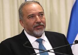 استعفای وزیر دفاع اسرائیل: چرا با غزه آتش بس اعلام کردید؟