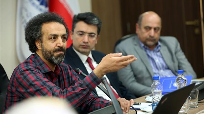 فصلِ سکوت «رنانی»ها نیست! فصلِ سکوت «رنانی»ها نیست!