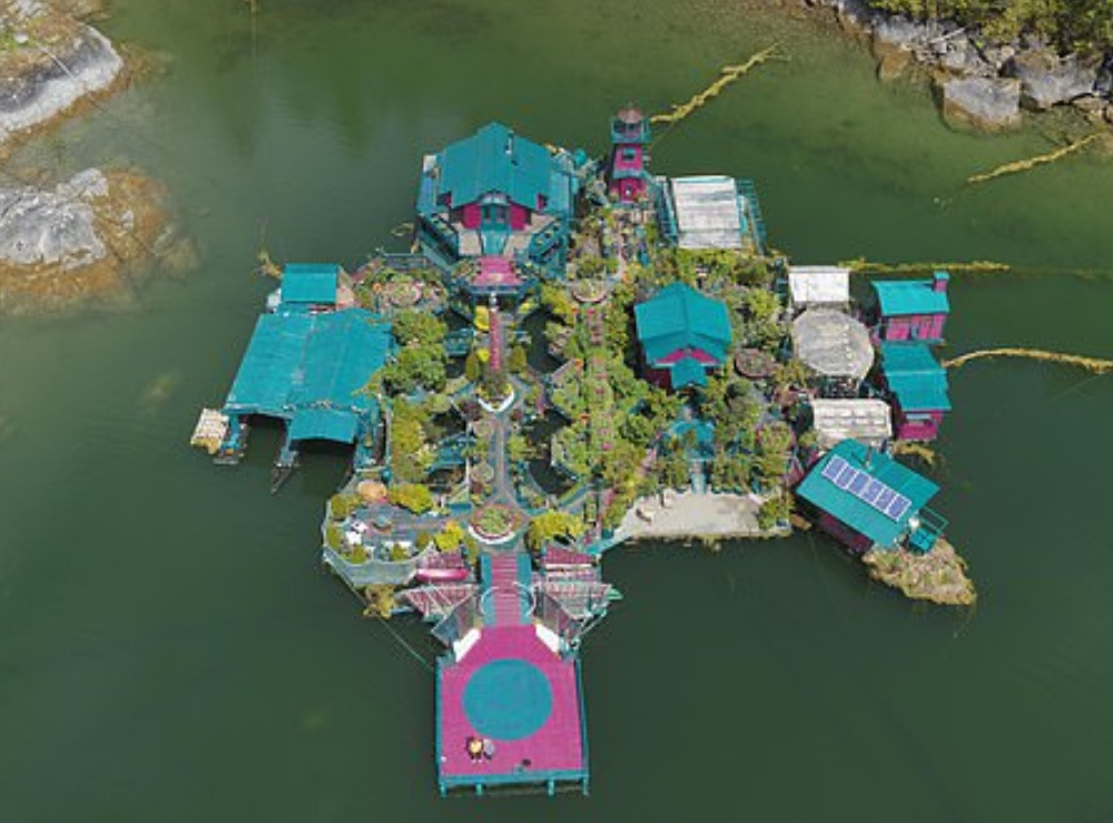 خانهای رویایی وسط دریاچه (+عکس) خانهای رویایی وسط دریاچه (+عکس)