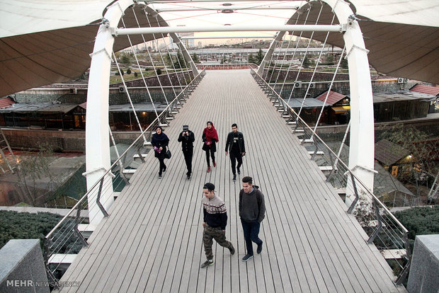 اجرای ارکسترهای ایرانی در نوروزگاه عید شرقی اراضی عباس آباد