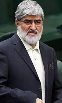 مطهری: بهتر بود تشییع پیکر سردار سلیمانی در مصلا یا مرقد امام برگزار میشد مطهری