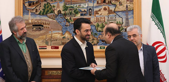 تقدیر وزیر ارتباطات از اقدامات ایرانسل در اربعین ۹۸ تقدیر وزیر ارتباطات از اقدامات ایرانسل در اربعین ۹۸