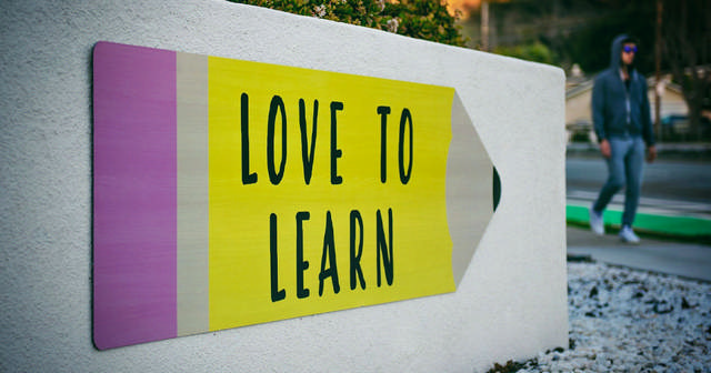 همین حالا هم برای یادگیری زبان خارجی دیر کرده اید!