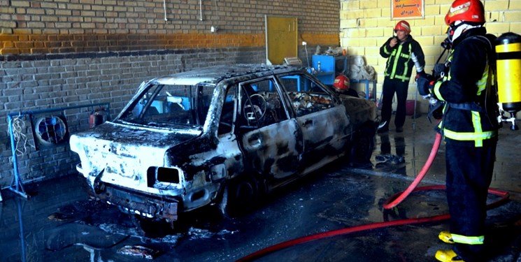 انفجار کپسول CNG پراید با 3 نفر مجروح در بجنورد (+عکس) انفجار کپسول CNG پراید با 3 نفر مجروح در بجنورد (+عکس)