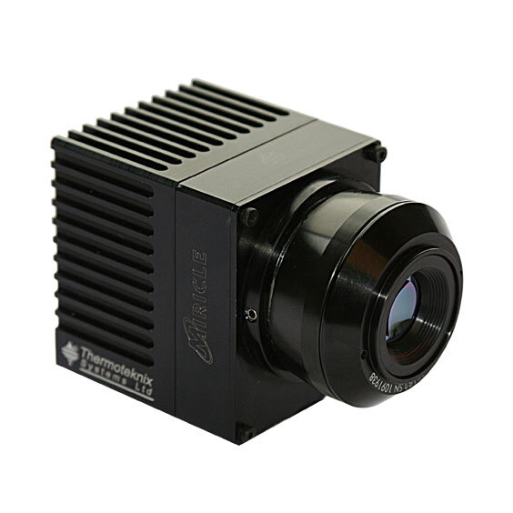 فرودگاههای جهان چگونه درجه تب مسافران را اندازهگیری میکنند؟ فرودگاههای جهان چگونه درجه تب مسافران را اندازهگیری میکنند؟