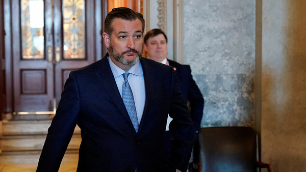 2 سناتور آمریکایی خود را قرنطینه کردند