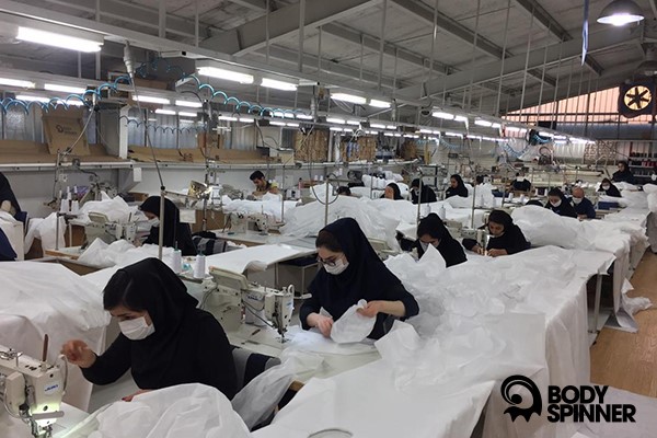 آغاز دوخت لباس ویژه کادر درمانی از سوی برند بادی اسپینر آغاز دوخت لباس ویژه کادر درمانی از سوی برند بادی اسپینر