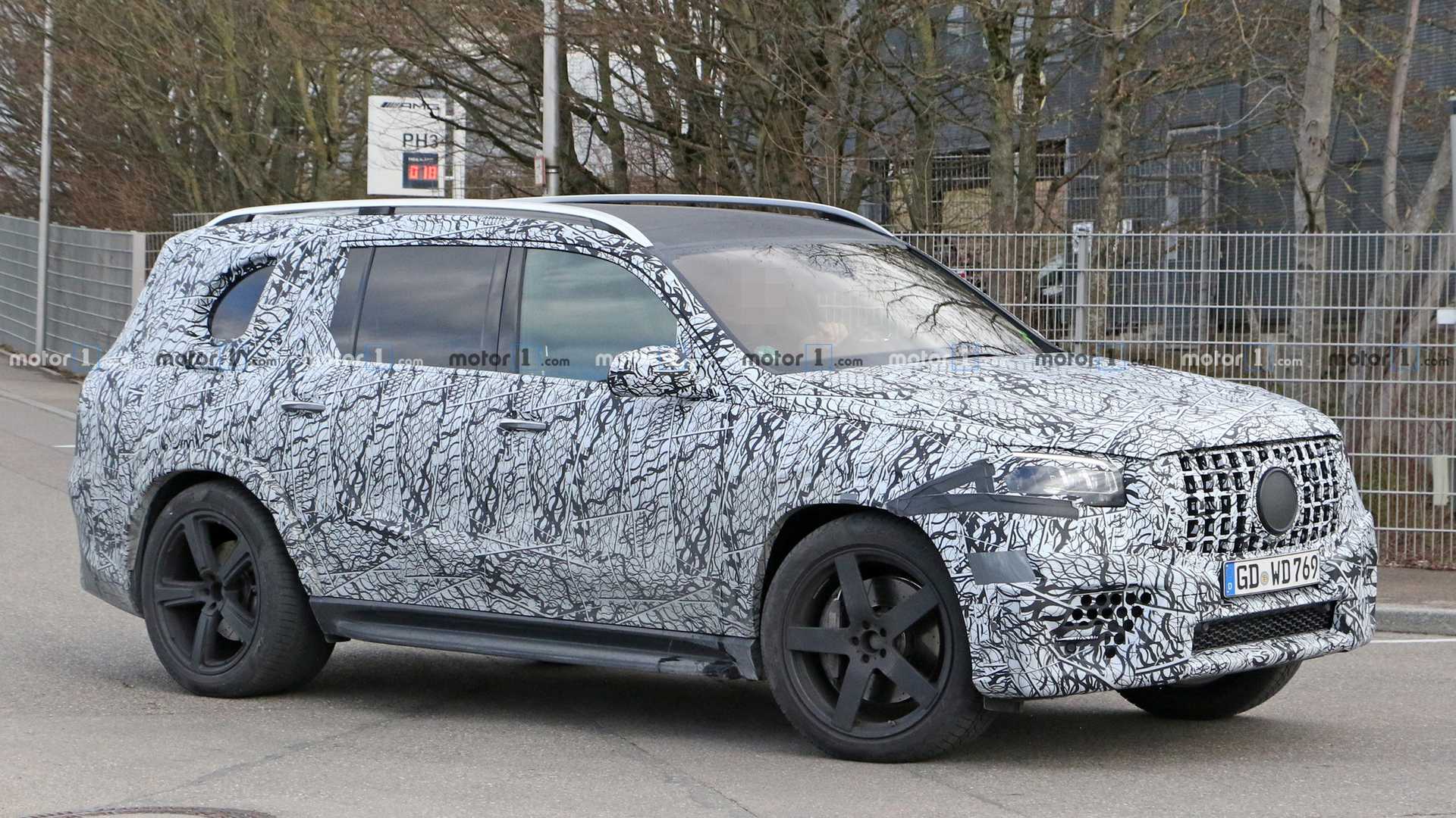 دومین SUV می‌باخ آماده ورود به بازار