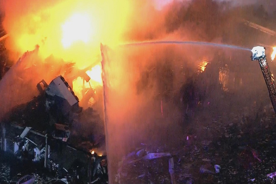 انفجار کارخانه ای در ایلینوی آمریکا/ 4 مصدوم و 3 مفقودی