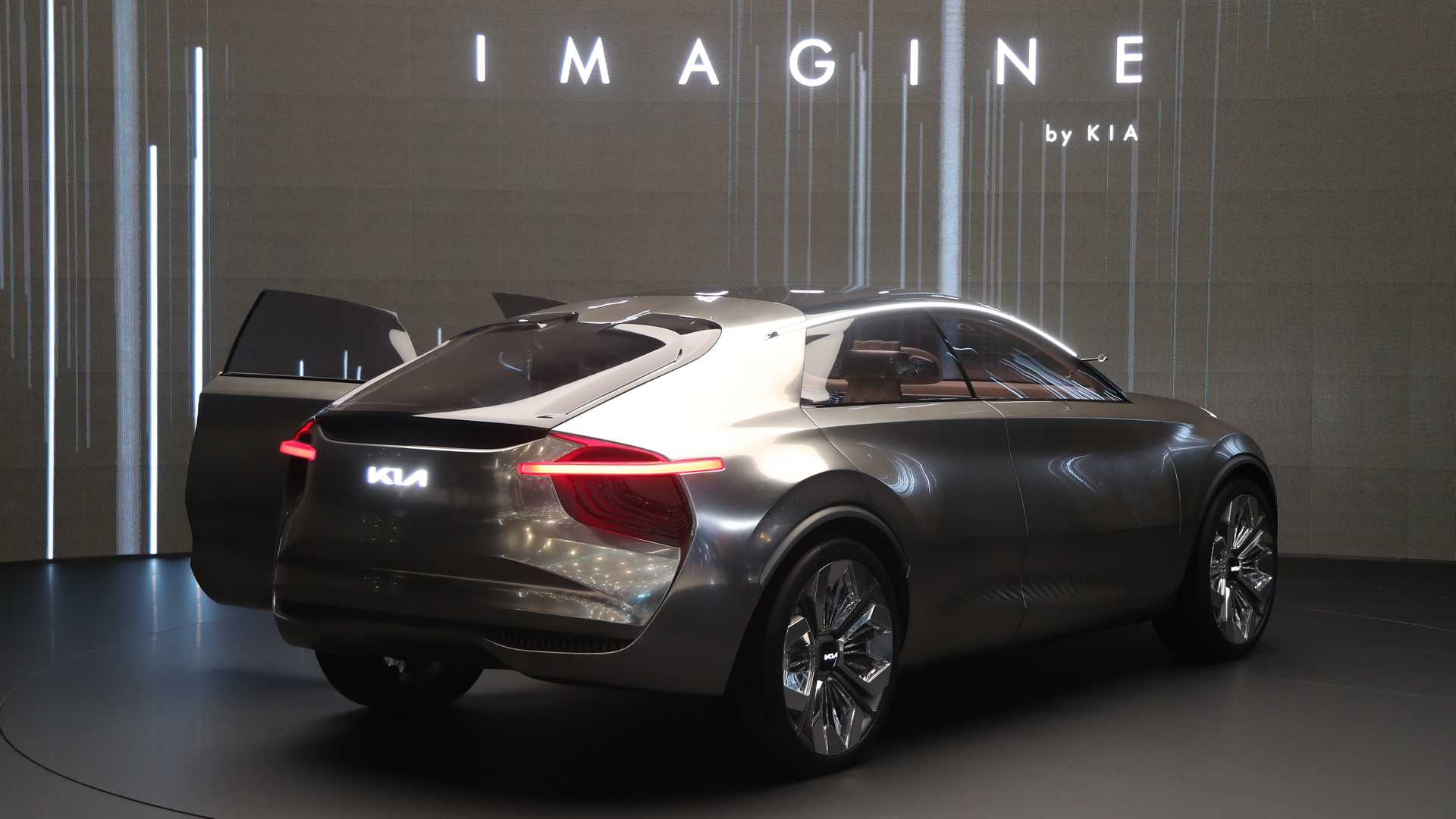 تبدیل تصور به واقعیت/ ایمجین کیا فارد خط تولید می شود