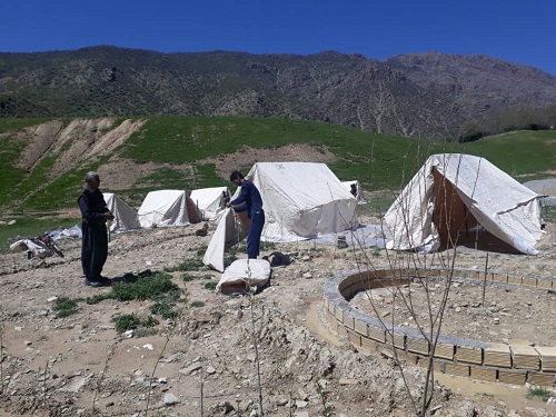 احداث کمپ توسط بنیاد مستضعفان در روستای پسیل لرستان (+ عکس)