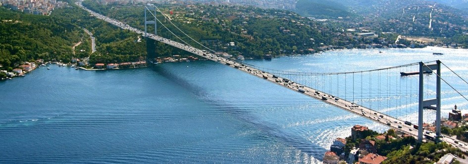 مقایسه سفر تور استانبول و تور آنتالیا، کدام را انتخاب کنیم؟