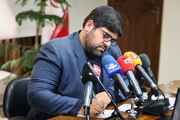 اخراج مدیر شبکه 5 سیما / واکنش به توهین مداح