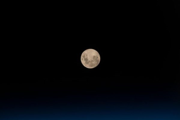 ماجراجویی‌ در یک هفته اخیر فضا (+عکس)