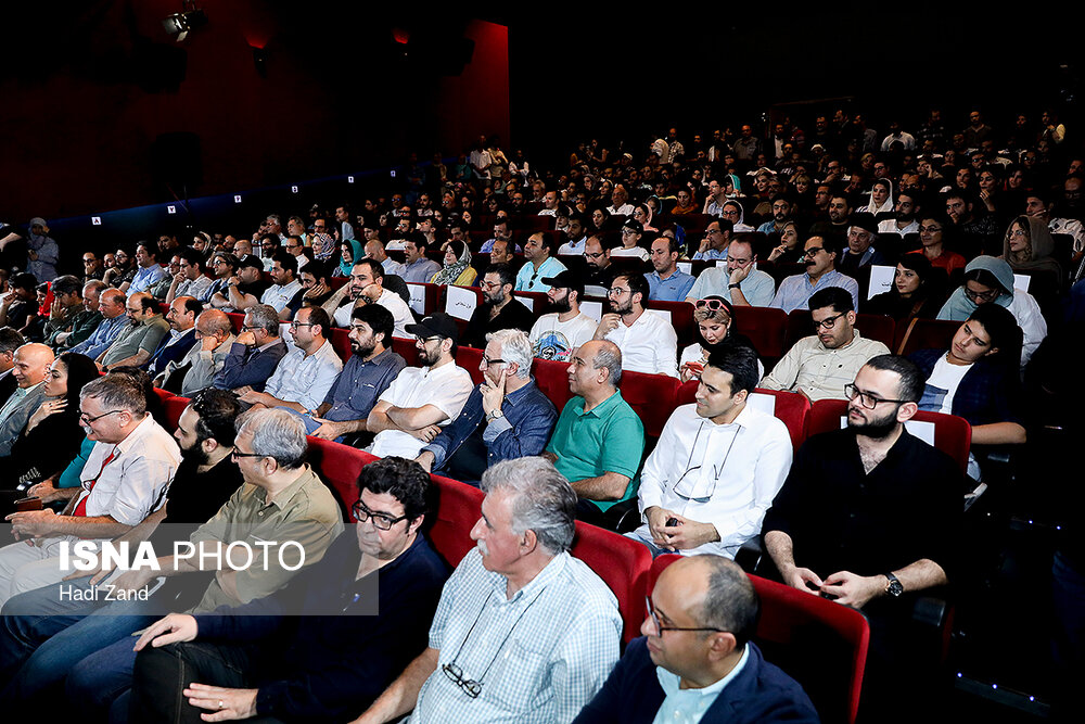 معرفی برگزیدگان دهمین جشن مستقل فیلم کوتاه ایران/ «تشریح» جایزهها را از آن خود کرد معرفی برگزیدگان دهمین جشن مستقل فیلم کوتاه ایران/ «تشریح» جایزهها را از آن خود کرد