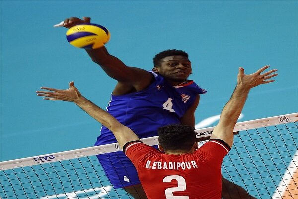 بازگشت والیبالیست های ایران از لبه پرتگاه/ بردن کوبا در گام اول