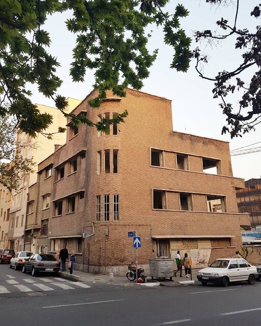 تکذیب صدور مجوز تخریب خانه 