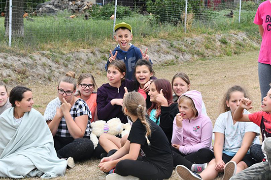 جایزه برای اولین زوجی که پسردار شوند! (+عکس)