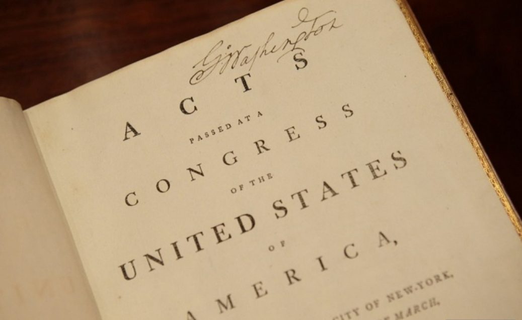 گرانترین کتابهای تاریخ با قیمتهای نجومی (+عکس) گرانترین کتابهای تاریخ با قیمتهای نجومی (+عکس)