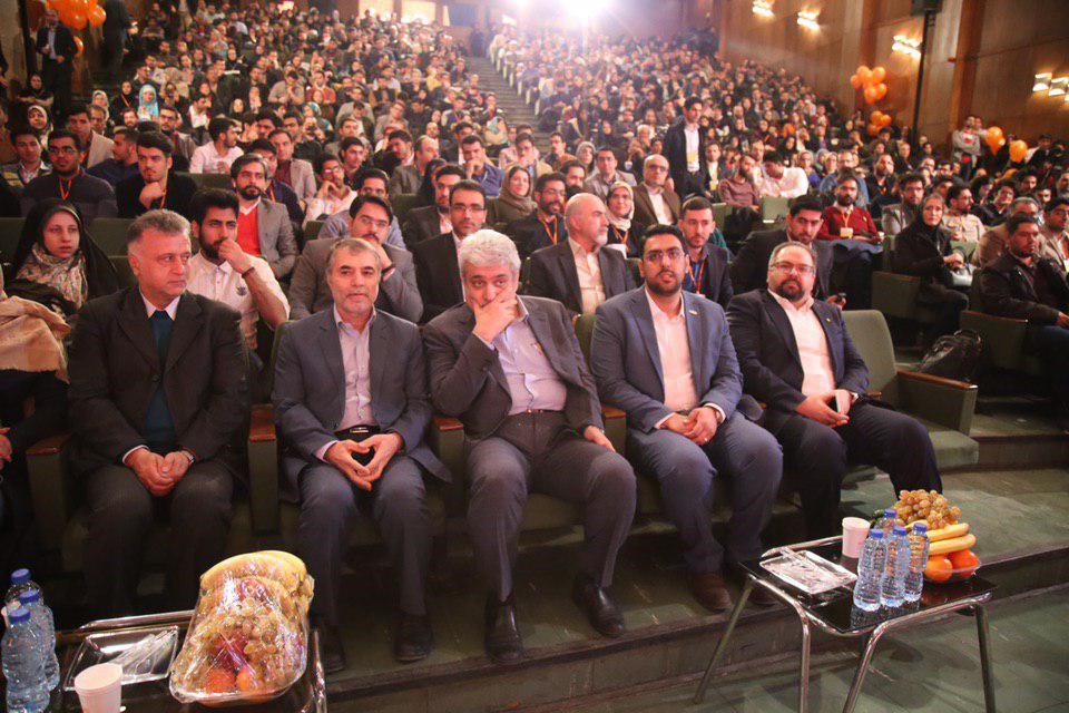 فنآورد؛ مجری آزمون استخدام بخش خصوصی فنآورد؛ مجری آزمون استخدام بخش خصوصی