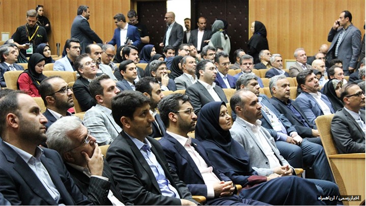 رتبه اول هشتمین جشنواره ملی فاوا به شرکت آریاهمراه تعلق گرفت رتبه اول هشتمین جشنواره ملی فاوا به شرکت آریاهمراه تعلق گرفت