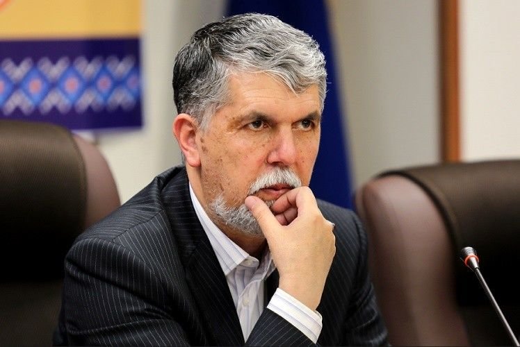 نامه‌ای سرگشاده به وزیر ارشاد: دست سارقان و قاچاقچیان را از سینما کوتاه کنید