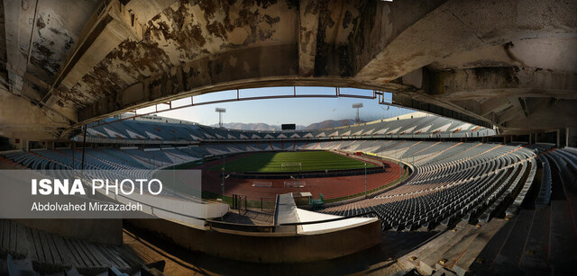 بازدید نمایندگان فیفا از ورزشگاه آزادی قبل از ورود بانوان