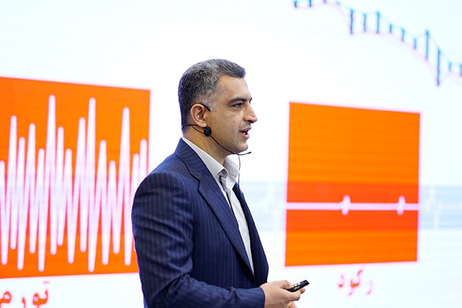 سخنرانی بهراد منتظری در ششمین همایش استیل پرایس سخنرانی بهراد منتظری در ششمین همایش استیل پرایس