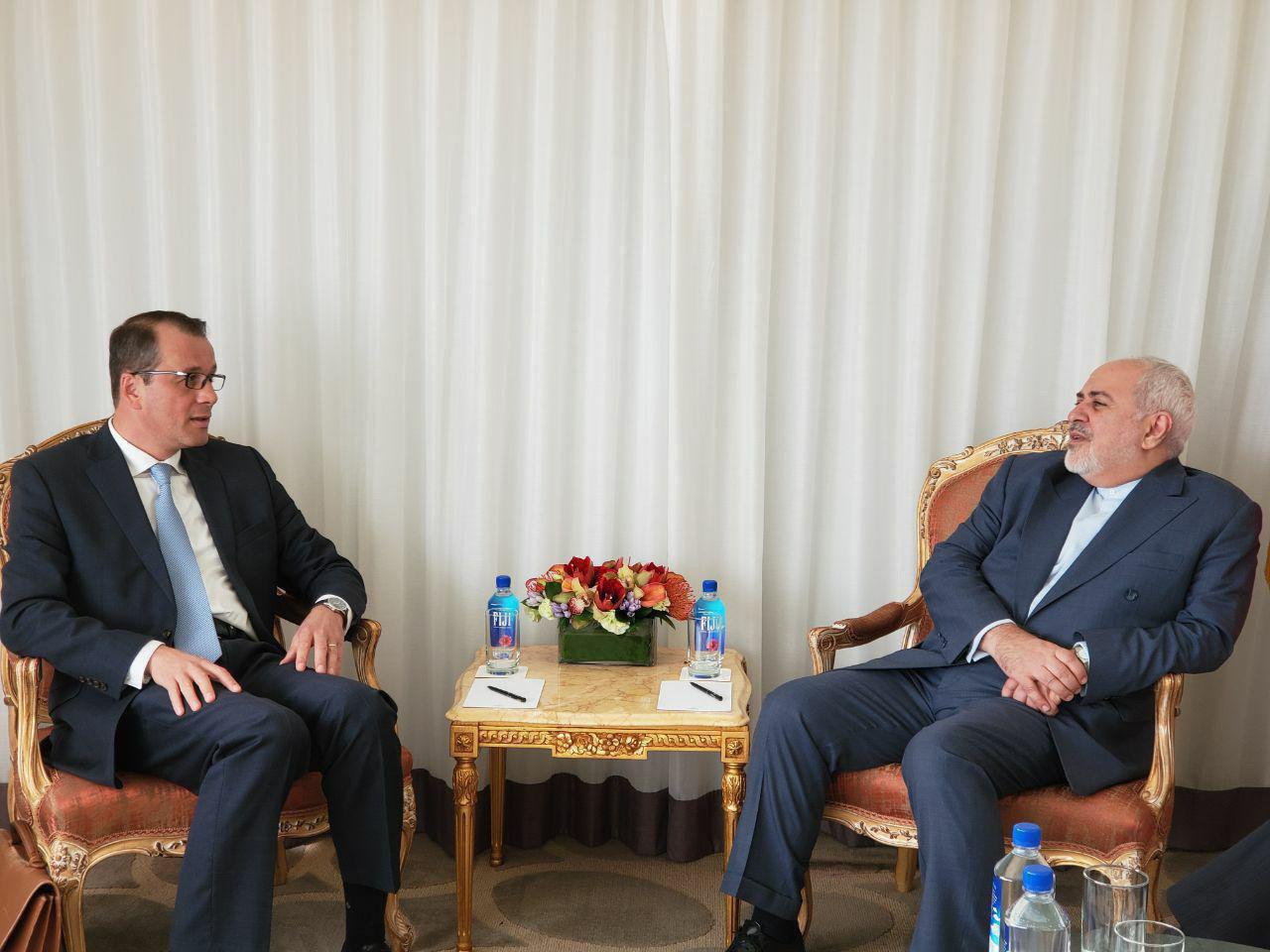 دیدار مدیر موقت آژانس انرژی اتمی با ظریف (عکس) دیدار مدیر موقت آژانس انرژی اتمی با ظریف (عکس)