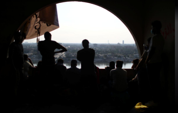 ساختمان توخالی مقر معترضان عراق (+عکس) ساختمان توخالی مقر معترضان عراق (+عکس)