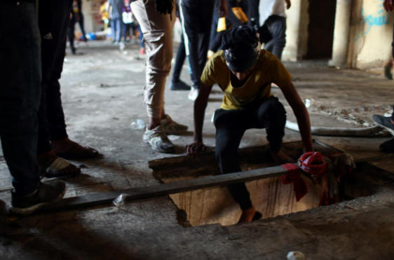 ساختمان توخالی مقر معترضان عراق (+عکس) ساختمان توخالی مقر معترضان عراق (+عکس)