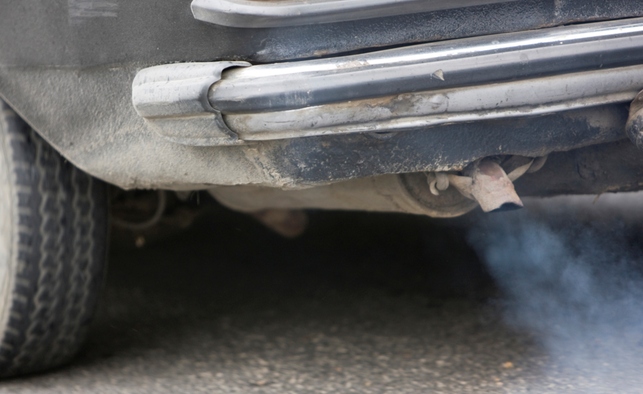 5 مشکل فنی که موجب کاهش قیمت خودرو می شود 5 مشکل فنی که موجب کاهش قیمت خودرو می شود