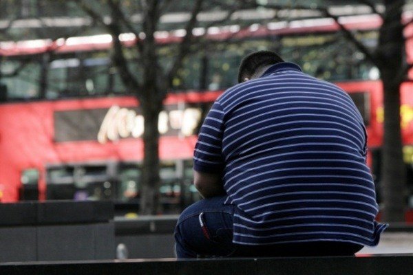 خطراتی که افراد چاق را تهدید می‌کند