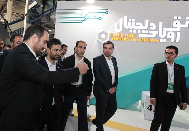 توافق مدافع استقلال با سایپا