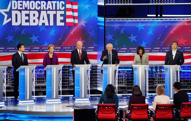 نفت و انتخابات 2020؛ نامزدهای دموکرات آمریکاچه می‌گویند؟