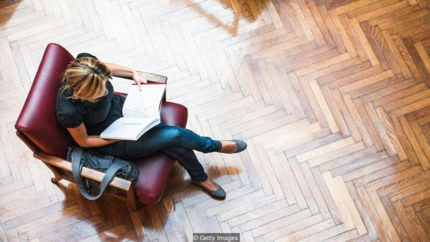 کتاب‌فروشی‌ها 