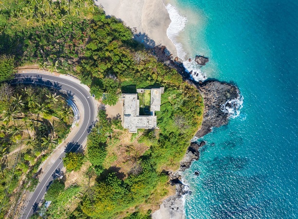 از سواحل لومبوک در بالی تا امکانات مالدیو و هتل های چین از سواحل لومبوک در بالی تا امکانات مالدیو و هتل های چین