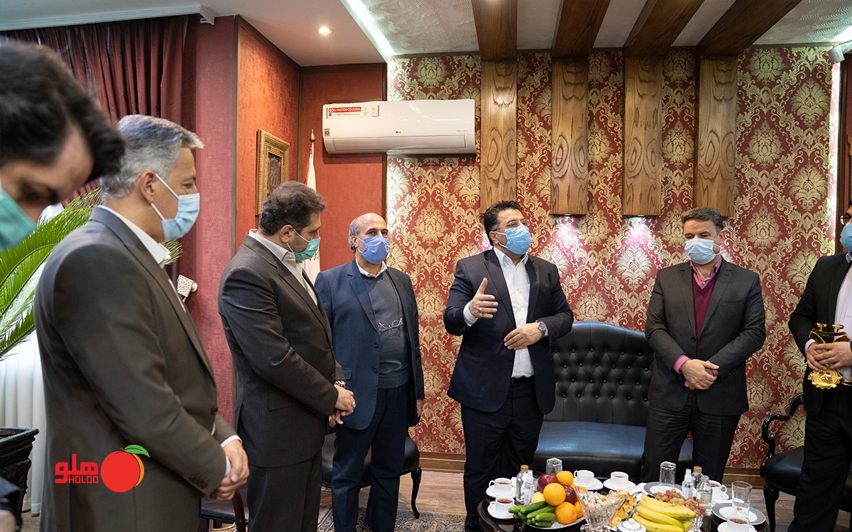 گروه شرکت‌های طرفه‌نگار؛ برنده یازدهمین تندیس زرین حمایت از حقوق مصرف‌کنندگان