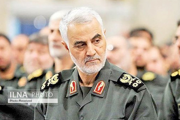 اعطای نشان فداکاری ارتش به شهید سلیمانی