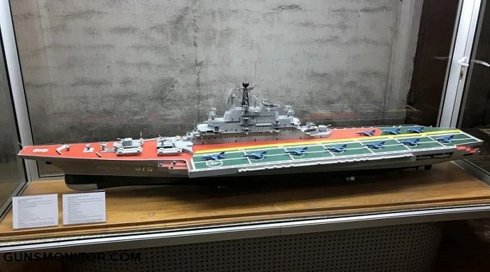 پایگاه زیردریایی مخفی شوروی که موزه شد!(+عکس) پایگاه زیردریایی مخفی شوروی که موزه شد!(+عکس)