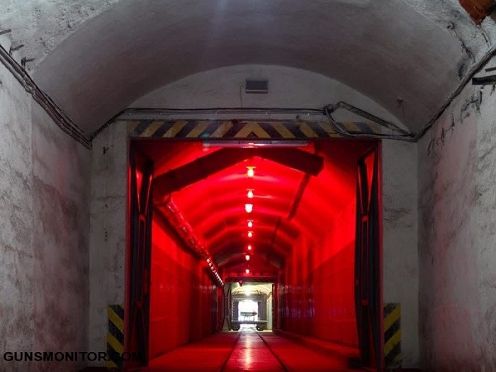 پایگاه زیردریایی مخفی شوروی که موزه شد!(+عکس) پایگاه زیردریایی مخفی شوروی که موزه شد!(+عکس)