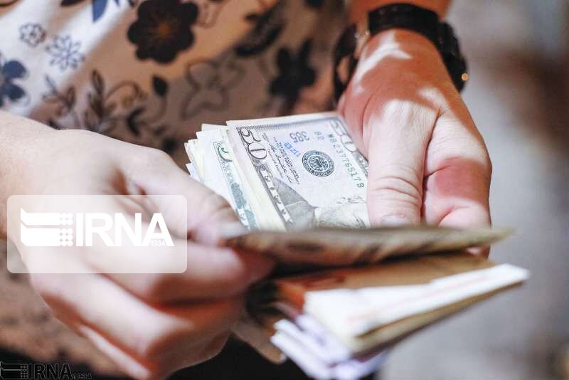 ورود دلار به کانال ۱۶ هزار تومانی