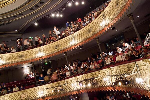 برنامه‌های زنده