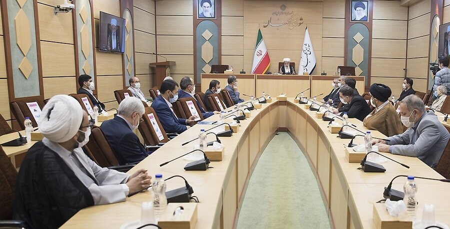 دیدار اعضای هیئت رئیسه مجلس یازدهم با آیت الله جنتی