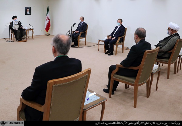 رهبر انقلاب در دیدار نخست وزیر عراق: ترور شهید سلیمانی را فراموش نمی‌کنیم و قطعاً ضربه متقابل را خواهیم زد