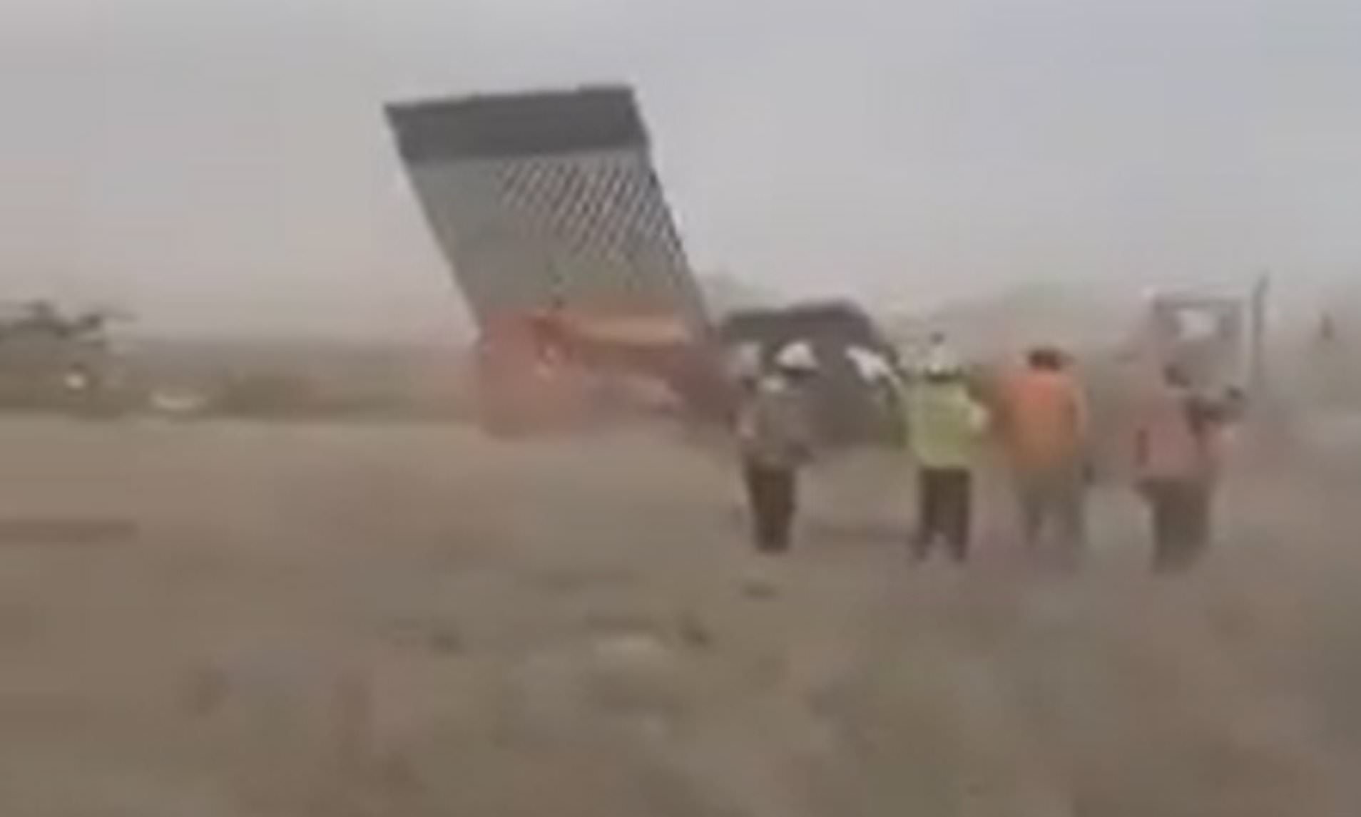 دیوار ترامپ فروریخت (+فیلم)