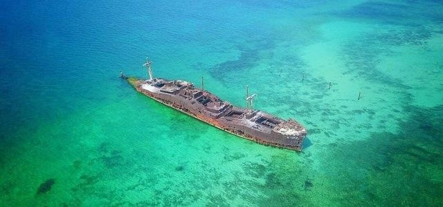 بازدید از کشتی یونانی کیش در تور کیش بازدید از کشتی یونانی کیش در تور کیش