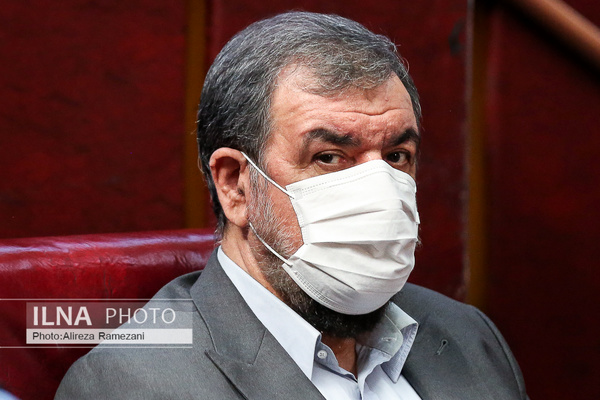 انتقاد اینستاگرامی محسن رضایی از وضعیت بازار بورس